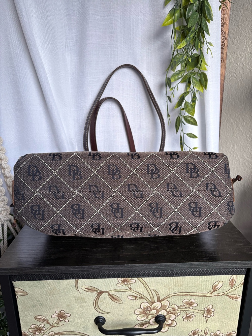 Vintage Dooney & Bourke Monogram Canvas Drawstring Shoulder Tote Bag Brown - Picture 6 of 10